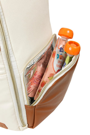 Dettaglio dello zaino fasciatoio Cappuccino Ally Scandic con tasca laterale con zip e rivestimento termico per contenere le pappe.