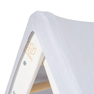 Casita de juegos tipo escalera blanca con funda azul grisáceo