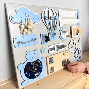 Très petit busy board avec portes (30×40 cm)