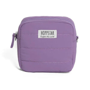 Borsa fotografica Hoppstar in viola pastello con chiusura a zip e cuciture trapuntate