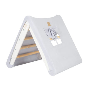 Casita de juegos tipo escalera blanca con funda azul grisáceo