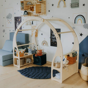 Stand de joacă / Raft pentru jucării Montessori