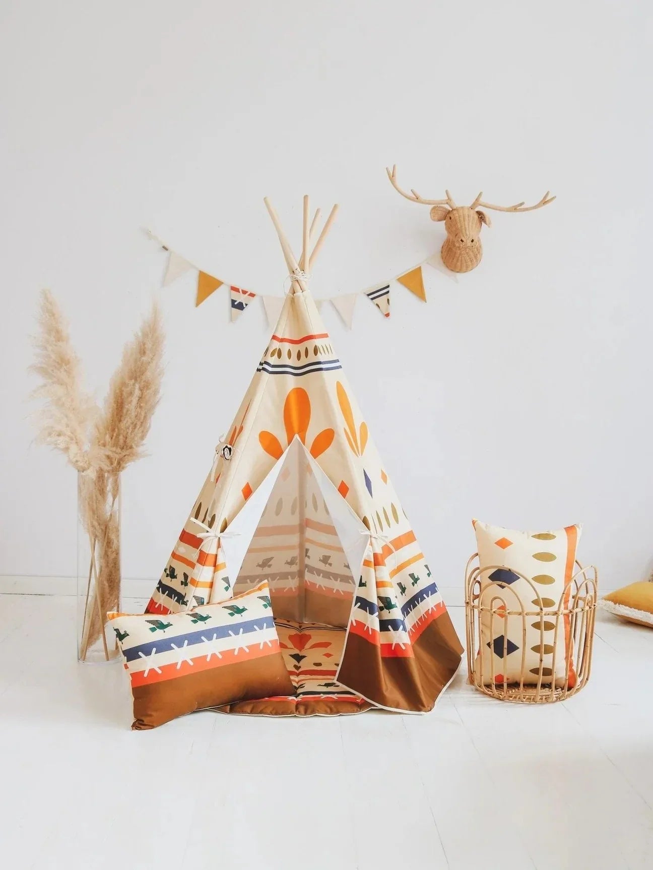 moi mili Native Vibe Kindertipi mit Matte von Moi Mili | 100 % Baumwolle