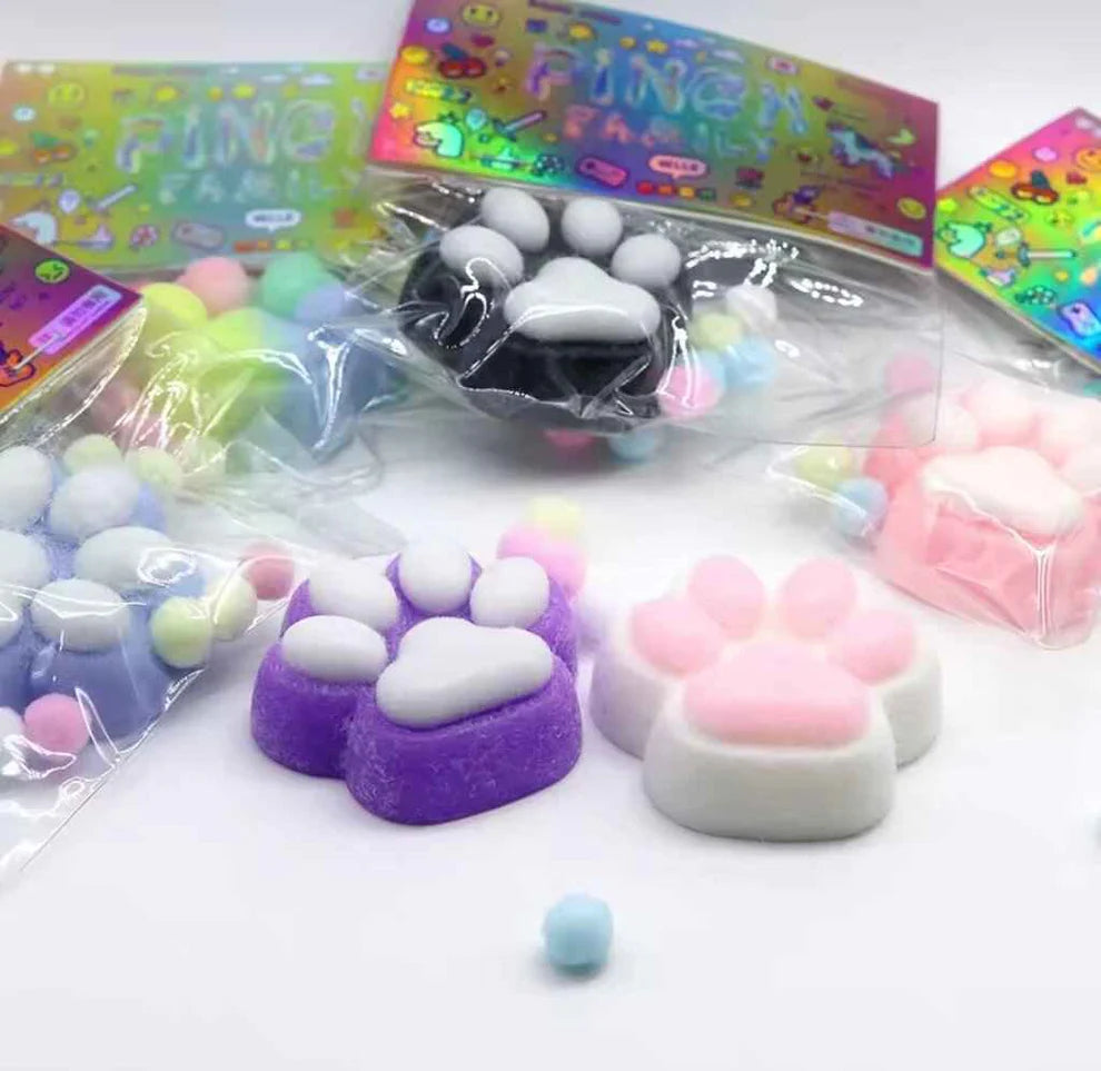 Small Paw Squishy – 5 cm Soft Sensory Toy