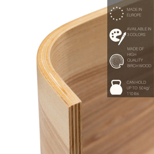 Dettaglio di arredo in legno di betulla curvato, finitura naturale, portata fino a 50 kg, design moderno.
