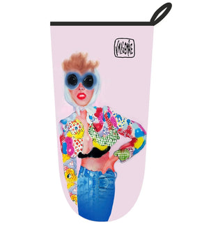 Gant de cuisine « Chick in Moschino »