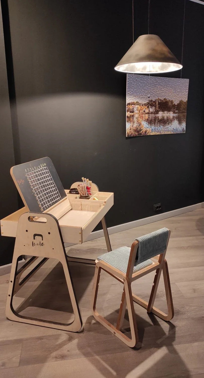 Set Montessori de mesa y silla ajustable para niños Julle - Verde menta