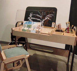 Set Montessori de mesa y silla ajustable para niños Julle - Verde menta