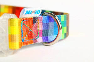 Collier avec boucle LED plastique - Pixels