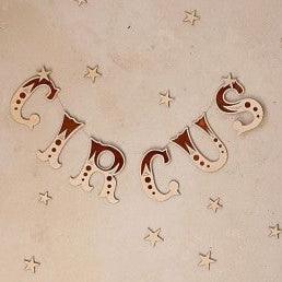 Guirlande murale en bois "CIRQUE" | Décoration vintage pour chambre d'enfant