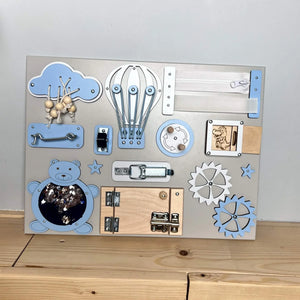 Très petit busy board avec portes (30×40 cm)