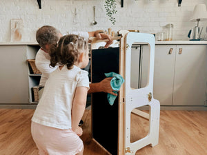 4-in-1 Kreativturm mit Kreidetafel und Rutsche