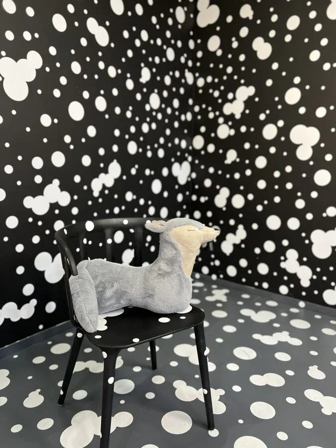 Cuscino morbido a forma di lupo realizzato a mano