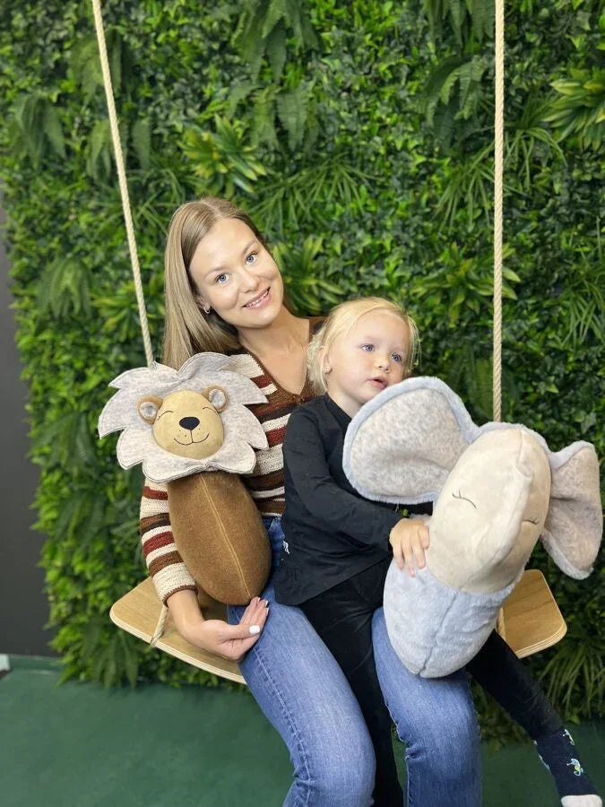 Handgefertigtes Löwen-Stofftier-Kissen | Lamawolle-Kinderspielkissen