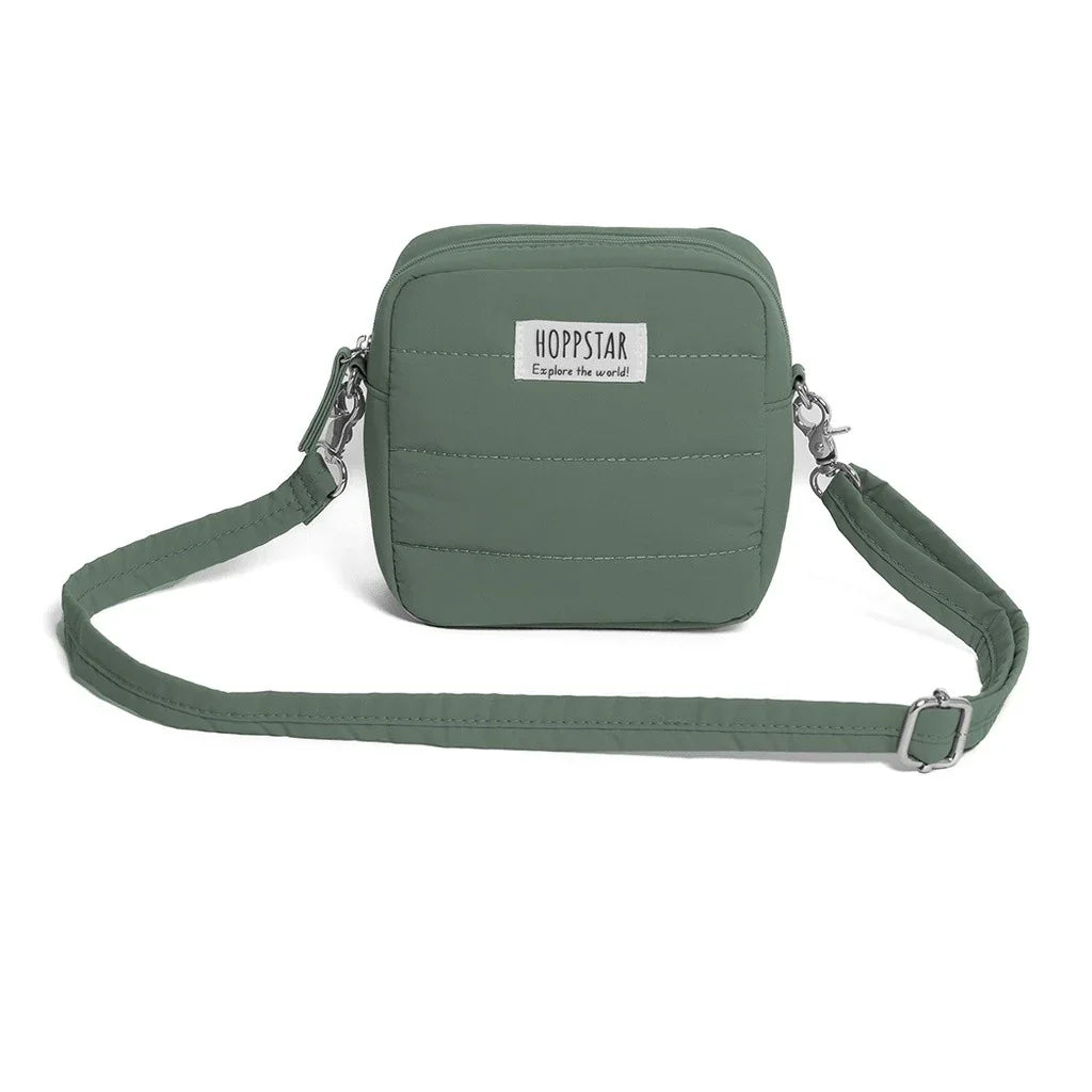 Borsa fotografica Hoppstar verde con tracolla regolabile e patch logo frontale