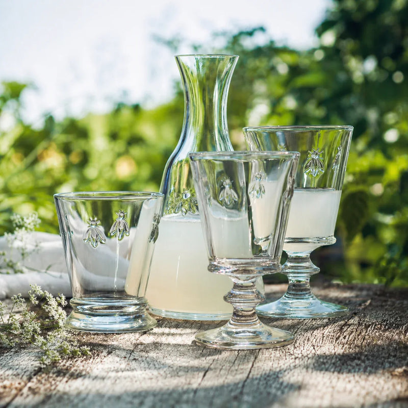 Set di bicchieri e calici in vetro trasparente goffrato con caraffa coordinata, per esterni
