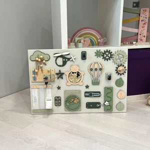 Mittlere Montessori-Beschäftigungstafel (40×60 cm)