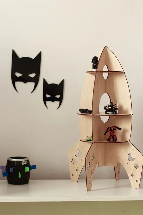 Estante infantil en forma de cohete de madera con diseños de luna y estrella recortados, decoración de autoensamblaje