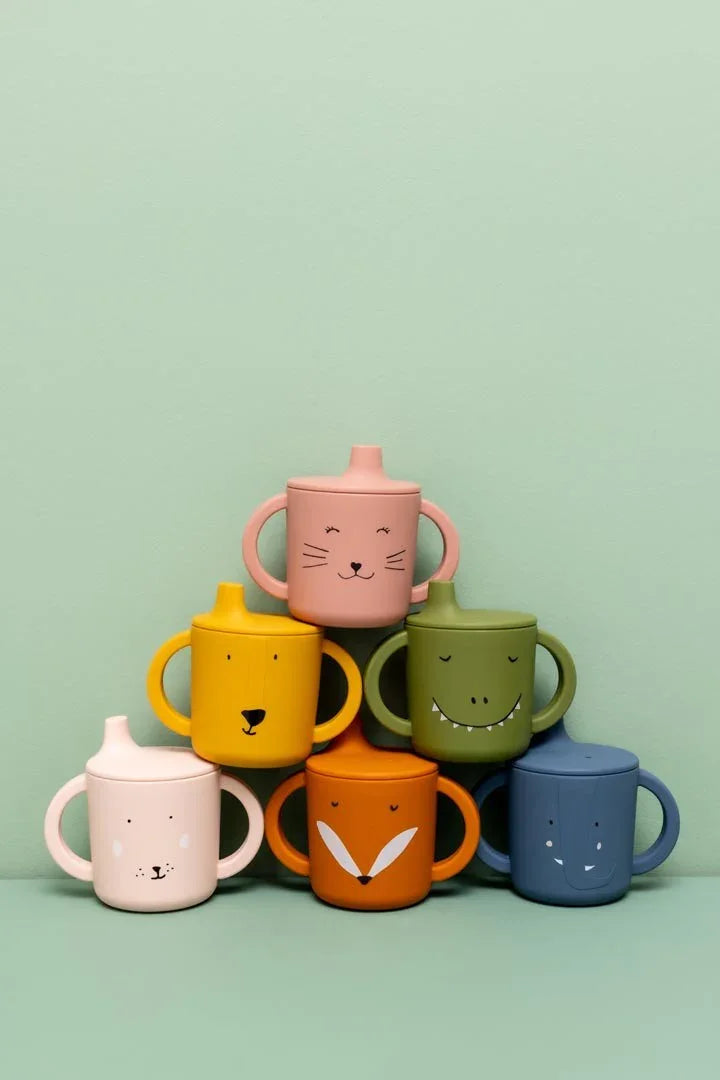 Tasses d'apprentissage en silicone empilables dans des couleurs variées avec motifs animaux