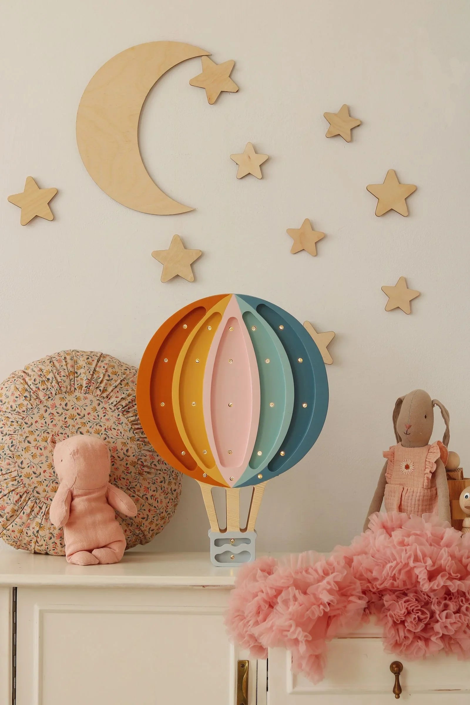 Decorazione da parete in legno - Luna, Saturno, Razzo e 10 stelle