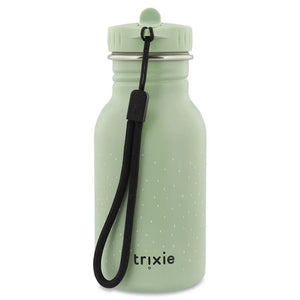 Gourde inox vert sauge à pois, sangle noire et logo Trixie.